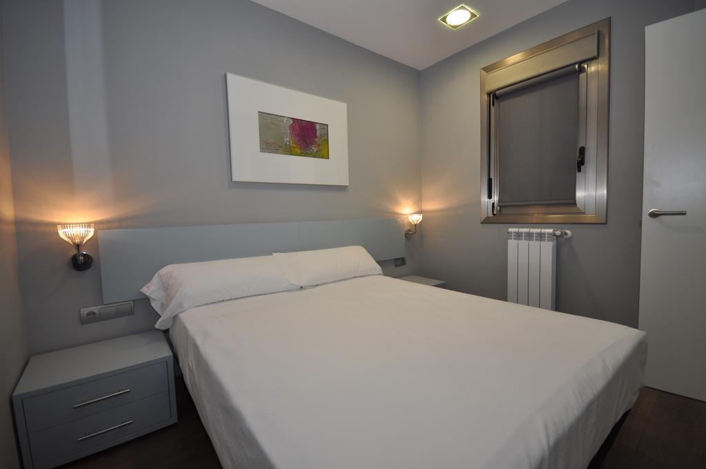 Hotel & Suites Arrizul Gros San Sebastian Buitenkant foto