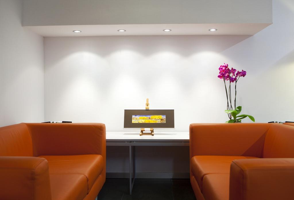 Hotel & Suites Arrizul Gros San Sebastian Buitenkant foto