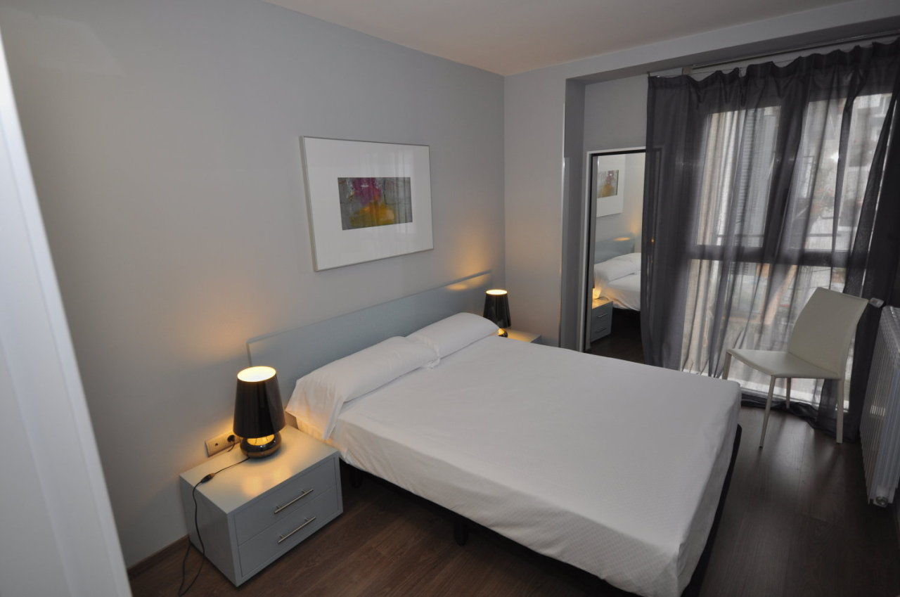 Hotel & Suites Arrizul Gros San Sebastian Buitenkant foto