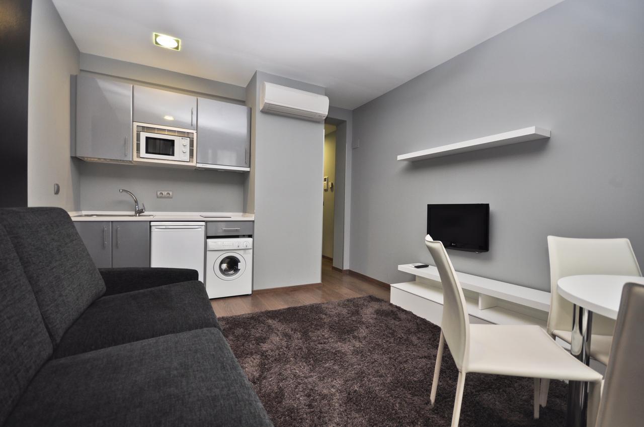 Hotel & Suites Arrizul Gros San Sebastian Buitenkant foto