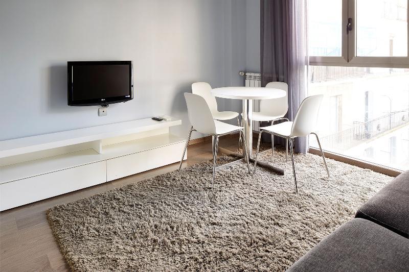 Hotel & Suites Arrizul Gros San Sebastian Buitenkant foto