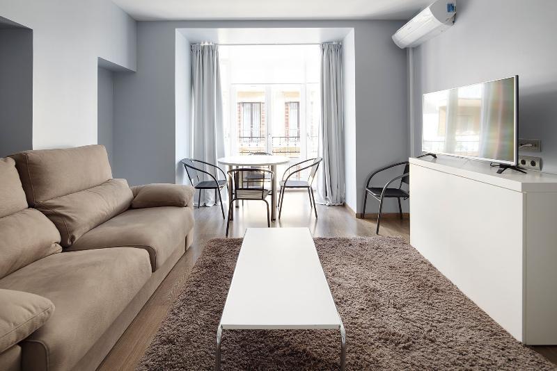 Hotel & Suites Arrizul Gros San Sebastian Buitenkant foto
